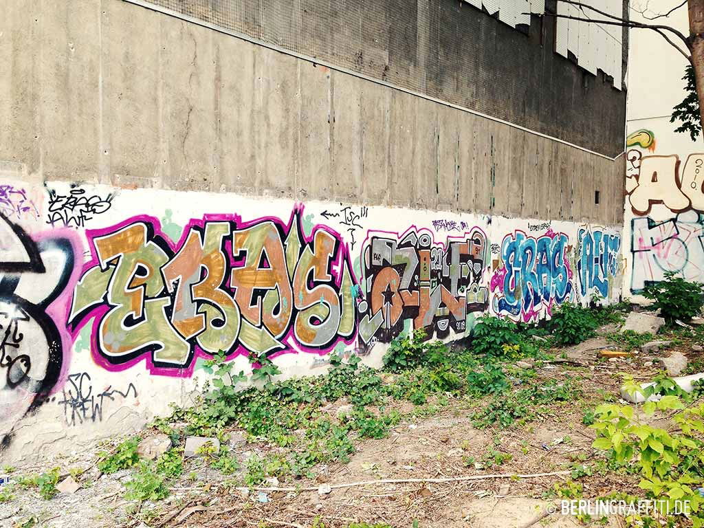 Graffiti Wall in Berlin - Photo by berlingraffiti - eras, alf (2015)