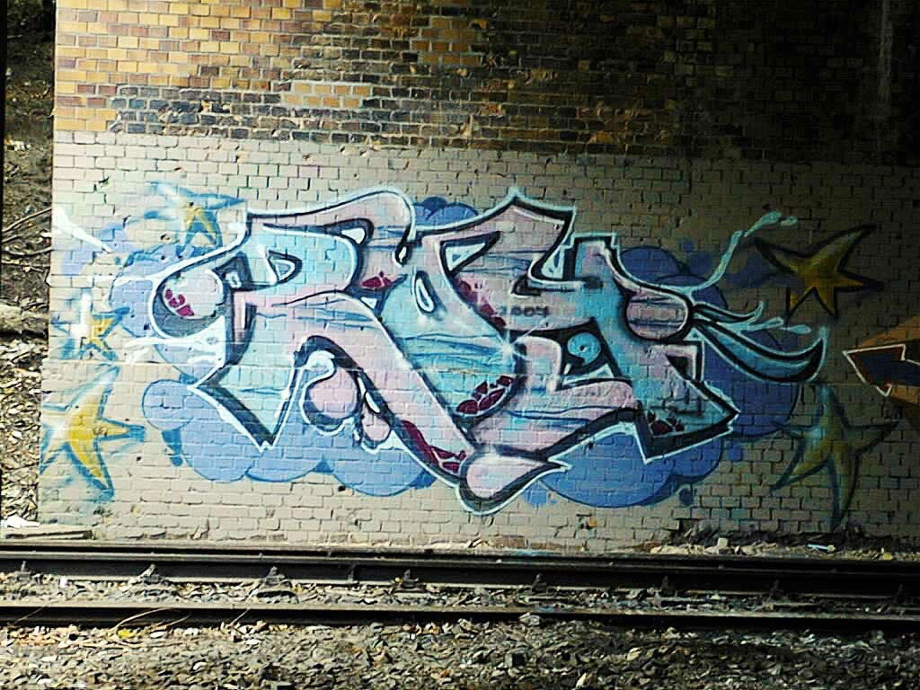 Graffiti Wall in Berlin - Photo by berlingraffiti - roy