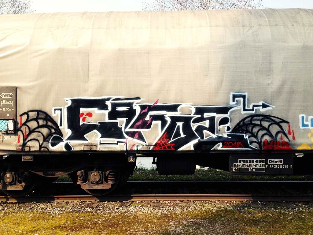 Graffiti Wall in Basel - Photo by berlingraffiti - casoe