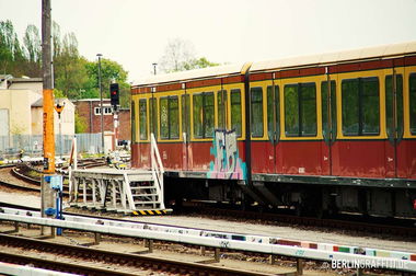 Graffiti Train in Berlin - Photo by berlingraffiti - fb