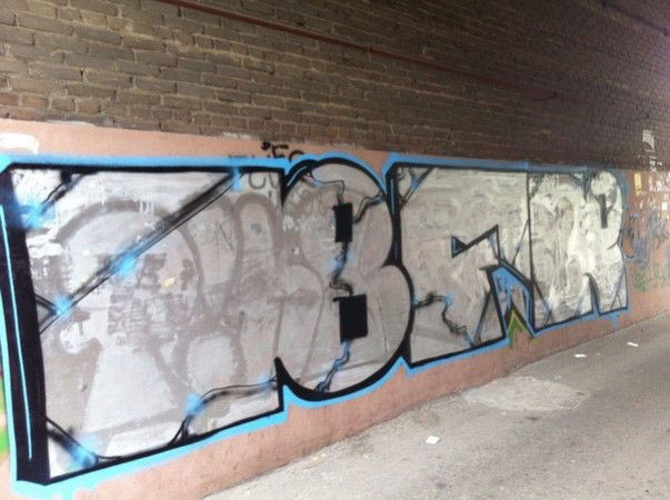 Graffiti Bombing in Zaporizhzhya - Photo by bfrgang - bfr, graffiti, art (2013)