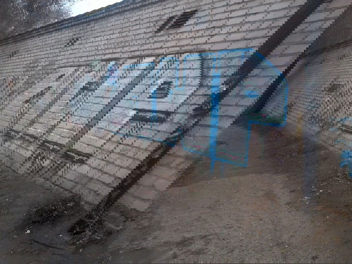 Graffiti Bombing in Zaporizhzhya - Photo by bfrgang