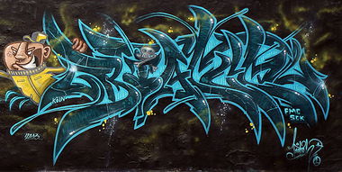 Graffiti Wall - Photo by biatsch