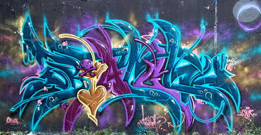 Graffiti Wall - Photo by biatsch