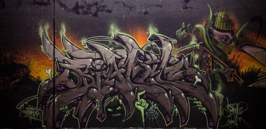 Graffiti Wall - Photo by biatsch