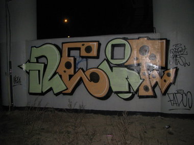 Graffiti Wall - Photo by bijonce (2014)