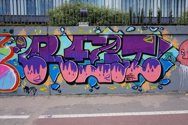 Graffiti Wall - Photo by bijonce (2014)