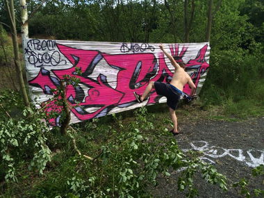 Graffiti Artwork - Photo by bitumenstyle