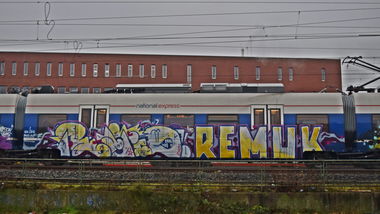 Graffiti Train - Photo by bjornmagnus - remuk, remu, ratio