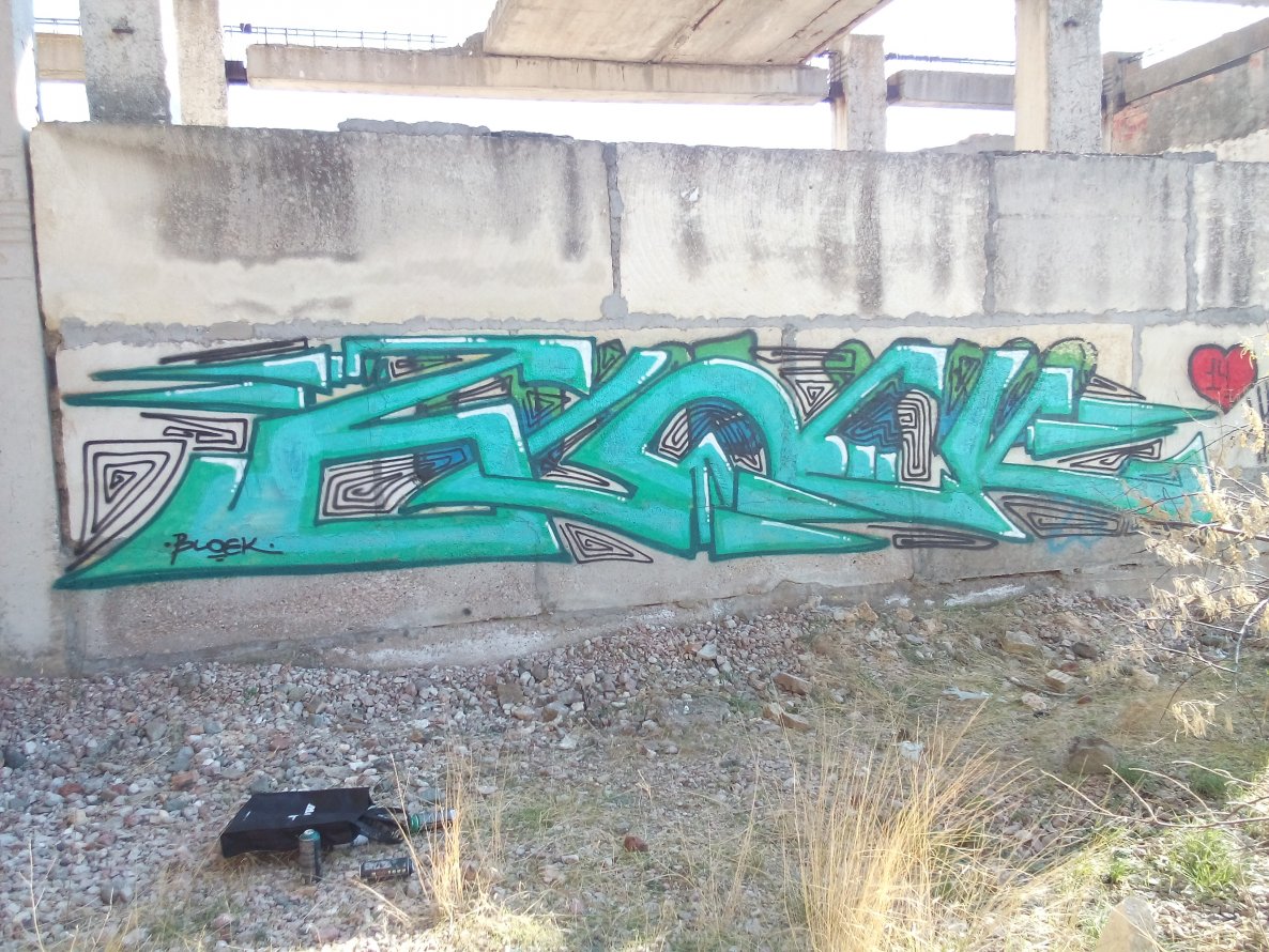 Graffiti Wall - Photo by bloek13 - bloek (2014)