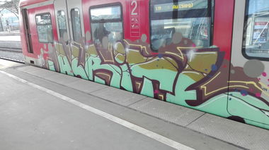 Graffiti Train in Köln - Photo by bocat - ALRITE (2017)