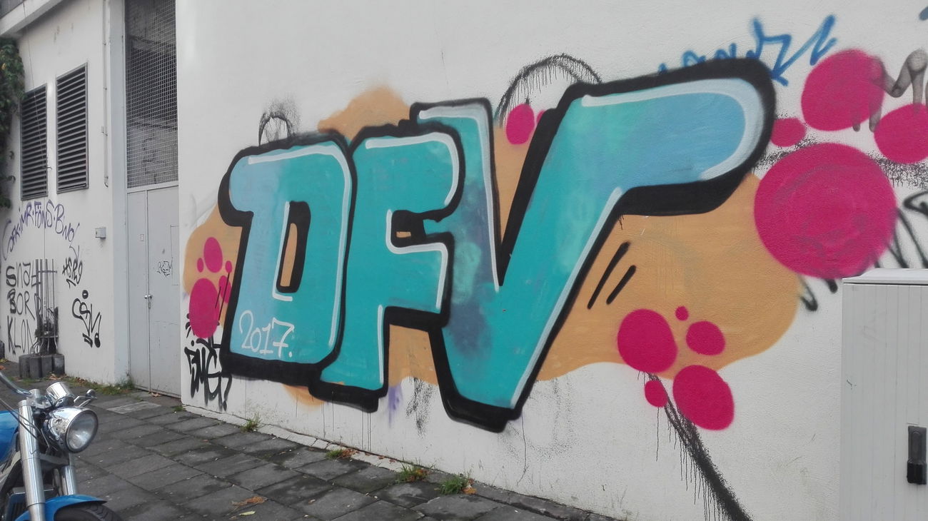 Graffiti Bombing in Köln - Photo by bocat - DFV (2017)
