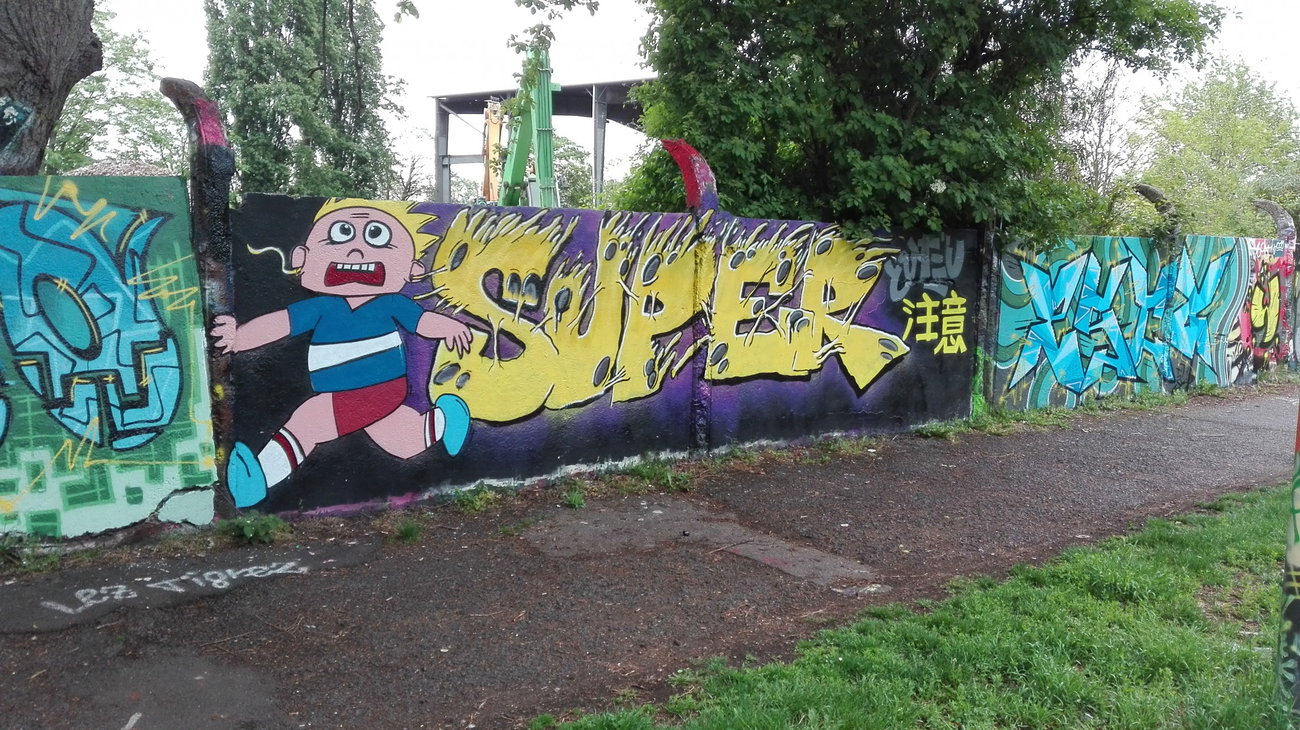 Graffiti Wall in Köln - Photo by bocat - Super (2017)