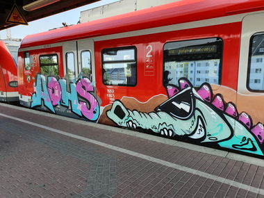 Graffiti Train in Köln - Photo by bocat - ADHS (2019)