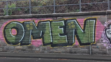 Graffiti Bombing in Köln - Photo by bocat - OMEN
