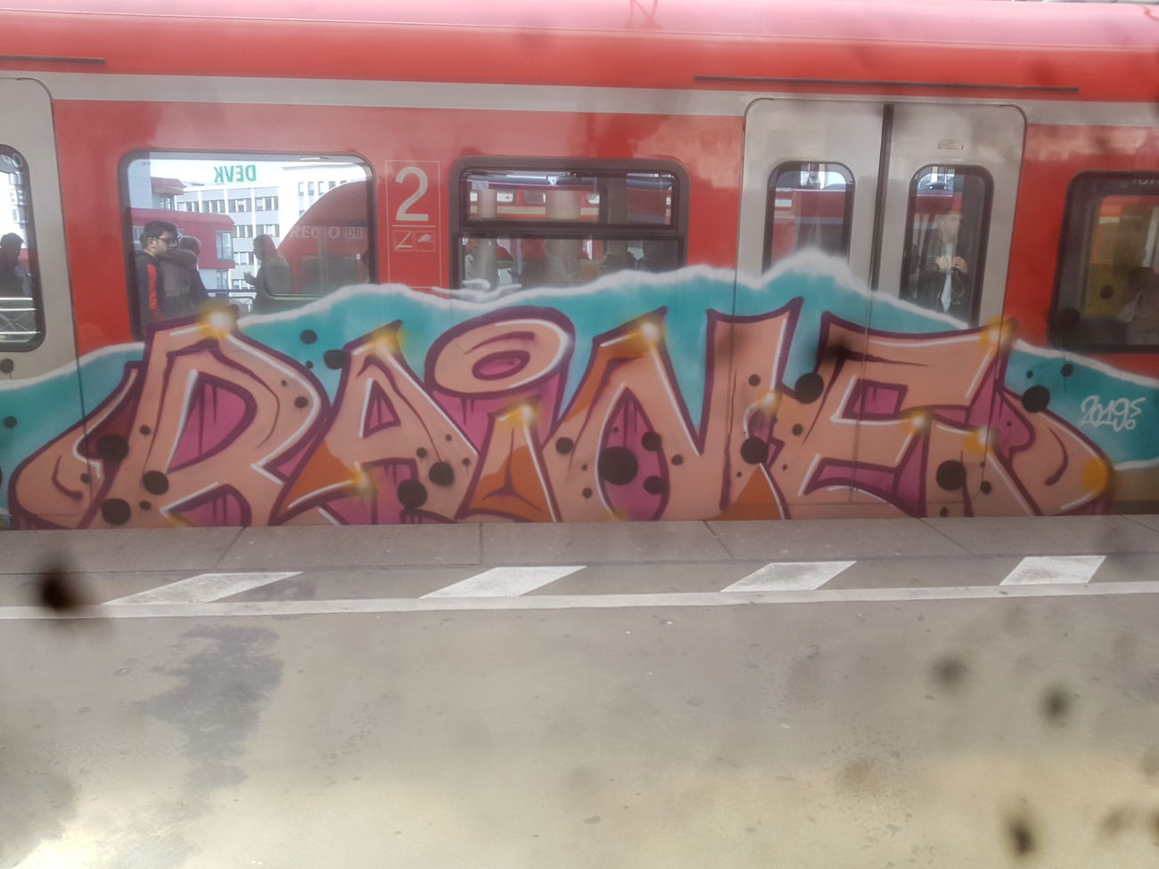 Graffiti Train in Köln - Photo by bocat (2019)