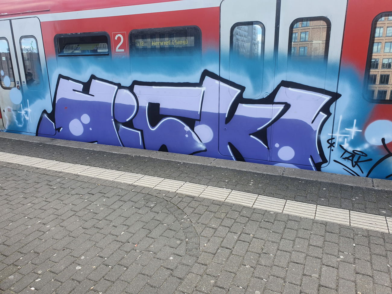 Graffiti Train in Köln - Photo by bocat - HISK (2020)