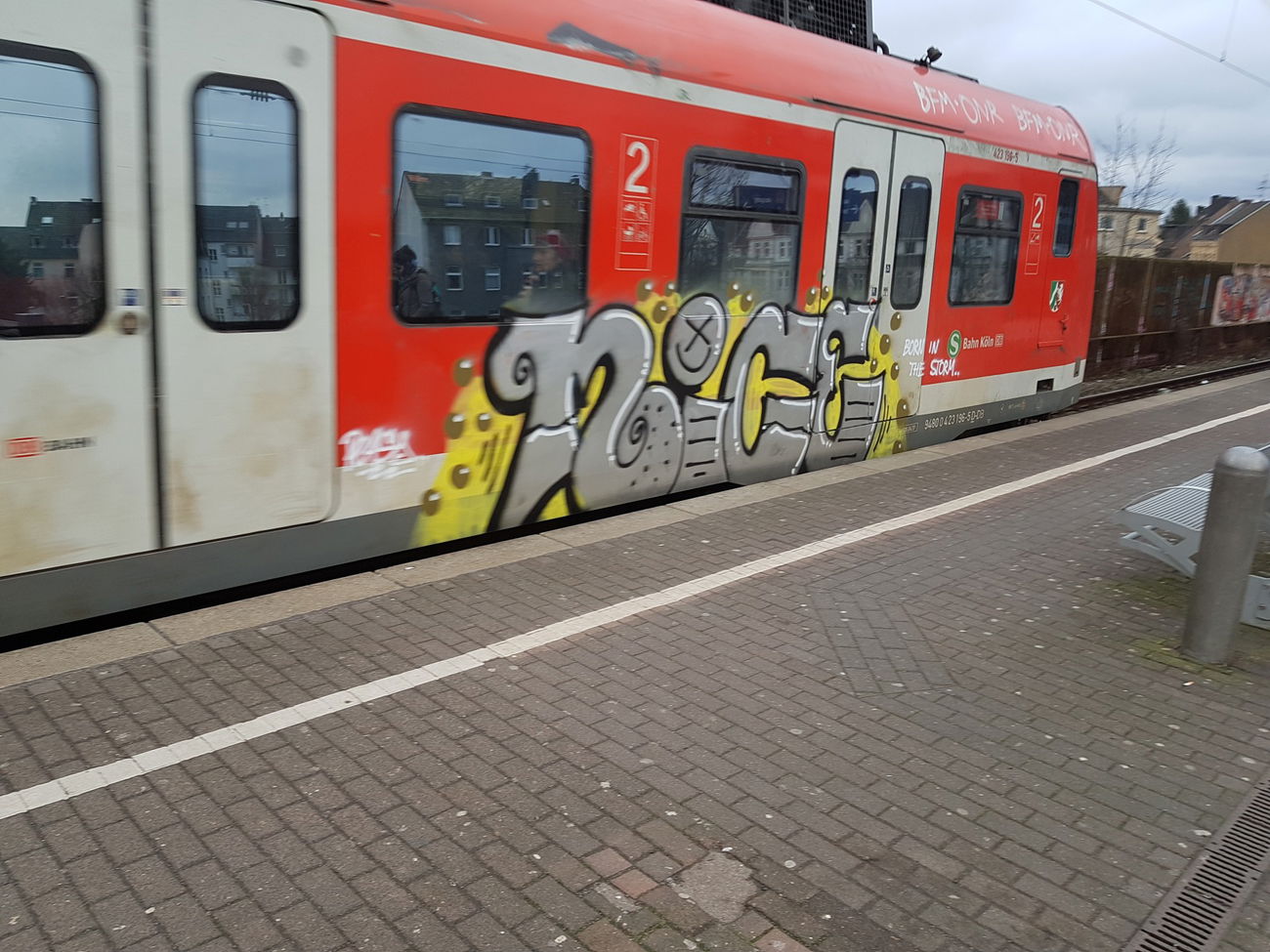 Graffiti Train in Köln - Photo by bocat - NICE (2018)