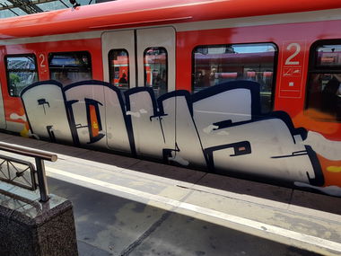Graffiti Train in Köln - Photo by bocat - ADHS (2018)