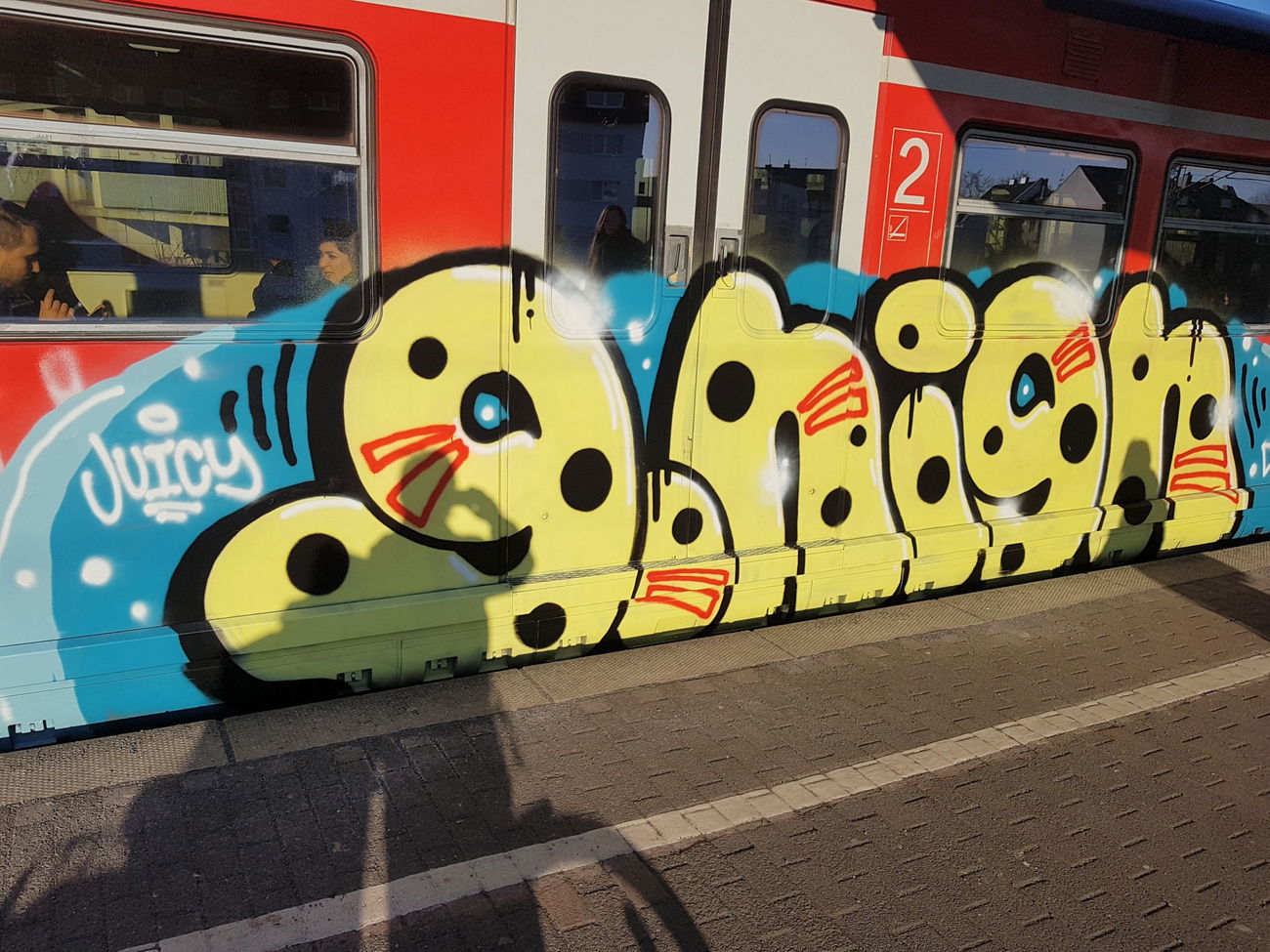 Graffiti Train in Köln - Photo by bocat (2018)