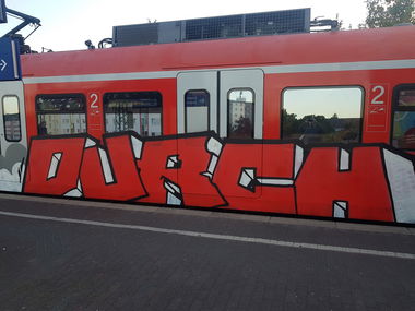 Graffiti Train in Köln - Photo by bocat - DURCH (2018)