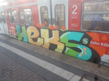 Graffiti Train in Köln - Photo by bocat - HEKS (2019)