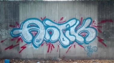 Graffiti Bombing in Düsseldorf - Photo by bocat - Antik (2017)