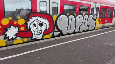 Graffiti Train in Köln - Photo by bocat - TOPAS (2017)