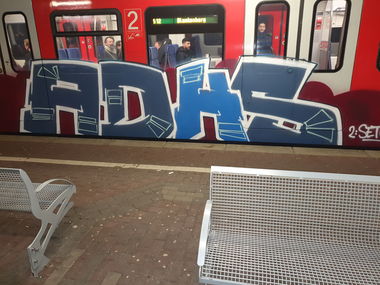 Graffiti Train in Köln - Photo by bocat - ADHS (2020)