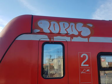 Graffiti Train in Köln - Photo by bocat - Topas (2018)
