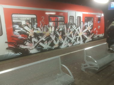 Graffiti Train in Köln - Photo by bocat (2018)