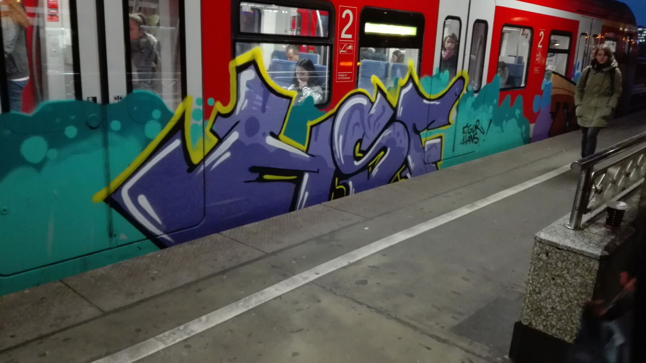 Graffiti Train in Köln - Photo by bocat - HSF (2017)
