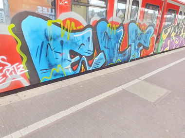 Graffiti Train in Köln - Photo by bocat - ELF (2019)