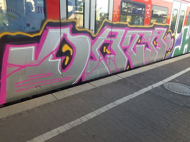 Graffiti Train in Köln - Photo by bocat - DATA (2018)