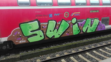 Graffiti Train in Köln - Photo by bocat - SWIN (2017)