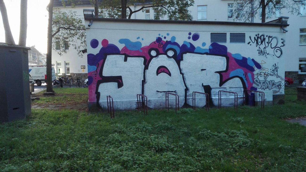 Graffiti Wall in Köln - Photo by bocat - Yör (2017)
