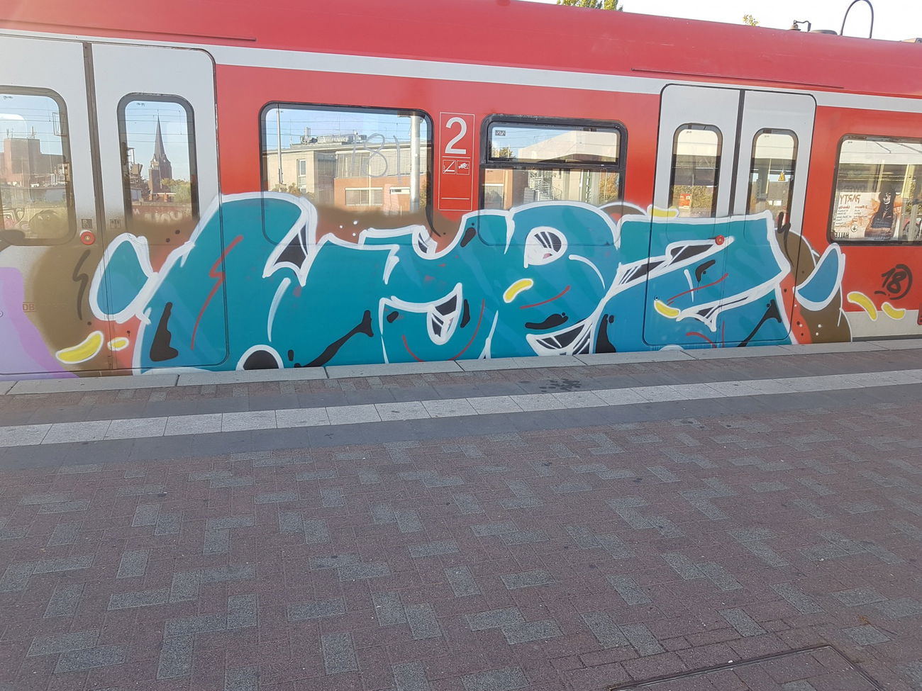 Graffiti Train in Köln - Photo by bocat - LYPS (2018)