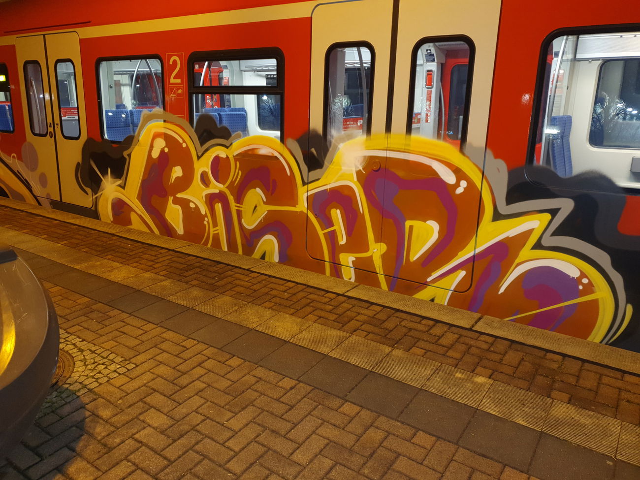 Graffiti Train in Köln - Photo by bocat - BÖSER (2020)