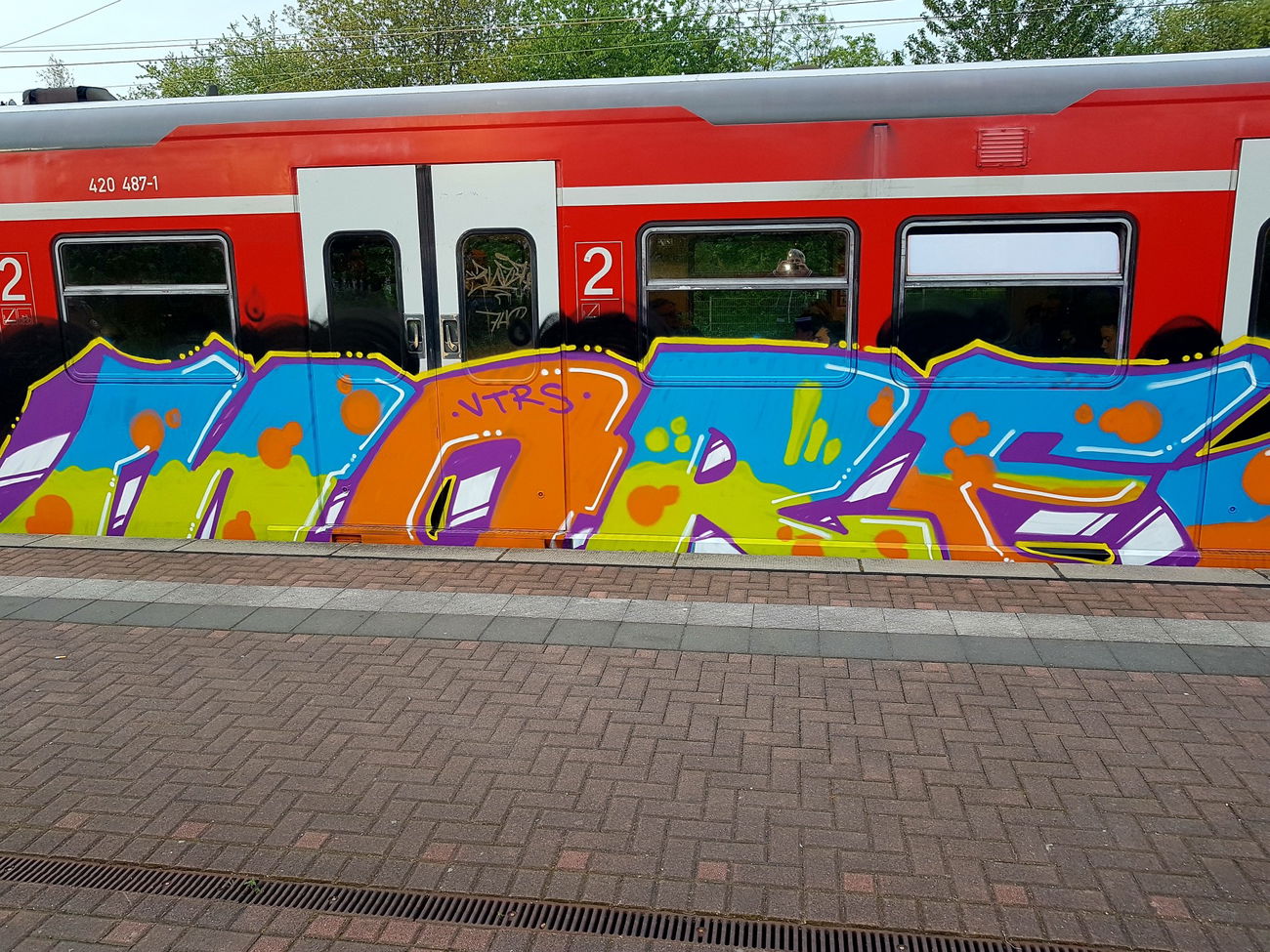 Graffiti Train in Köln - Photo by bocat - MORR (2018)