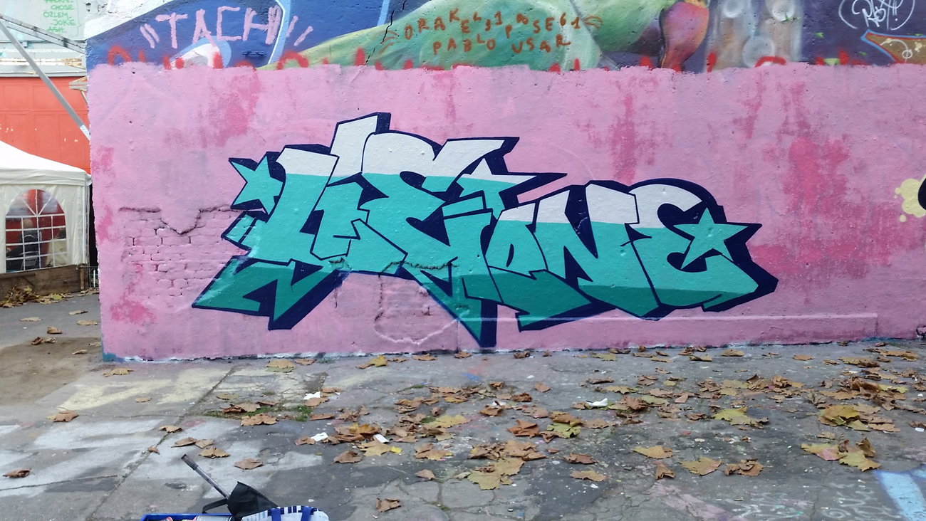 Graffiti Wall in Köln - Photo by bocat - LIE (2015)