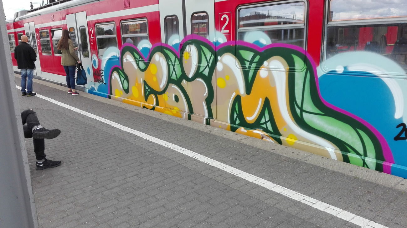 Graffiti Train in Köln - Photo by bocat - Ash (2017)
