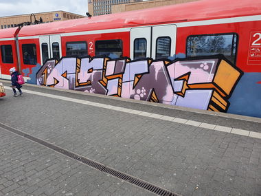 Graffiti Train in Köln - Photo by bocat (2020)
