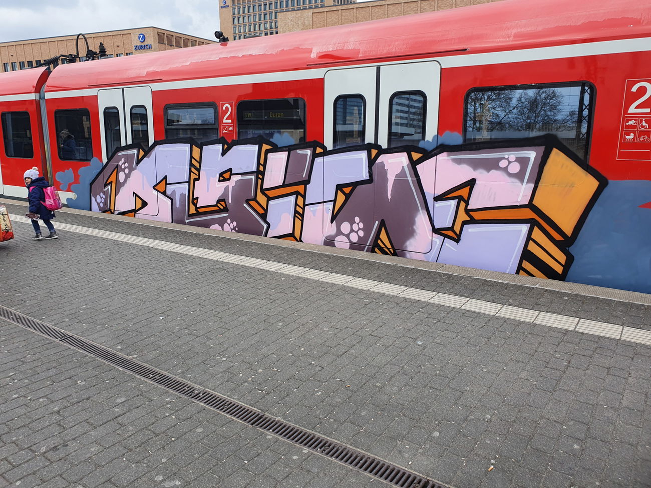Graffiti Train in Köln - Photo by bocat (2020)