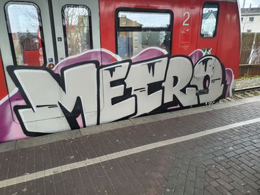 Graffiti Train in Köln - Photo by bocat - METRO (2020)