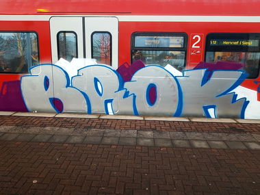 Graffiti Train in Köln - Photo by bocat - BROK (2018)