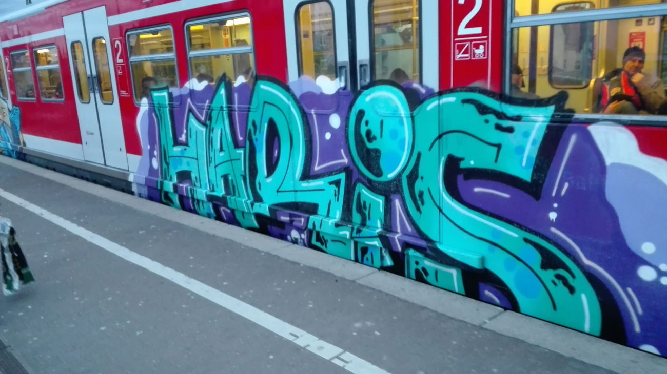 Graffiti Train - Photo by bocat - Haris (2017)