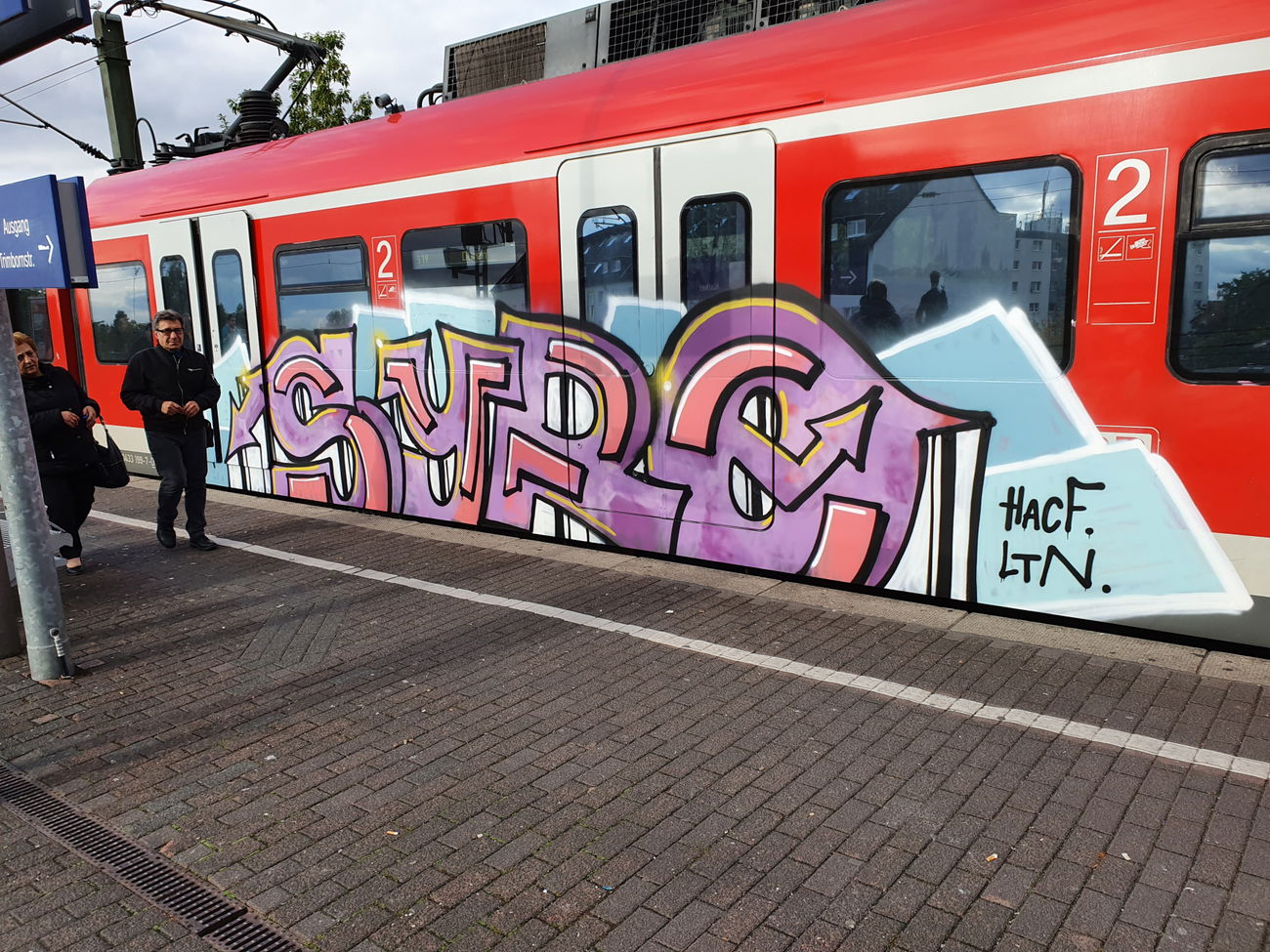 Graffiti Train in Köln - Photo by bocat - SYRO (2019)
