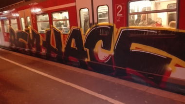 Graffiti Train in Köln - Photo by bocat - BFM, /, HACF