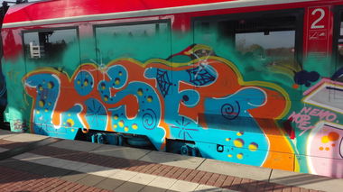 Graffiti Train in Köln - Photo by bocat - Lise (2017)