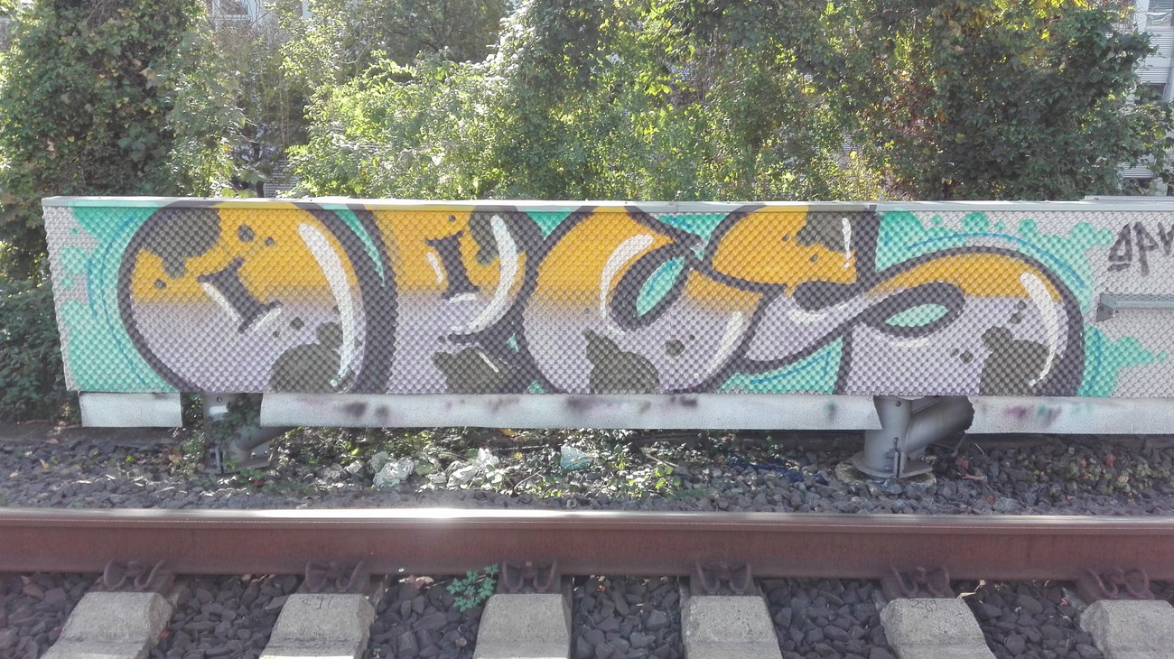 Graffiti Wall in Köln - Photo by bocat - Opus